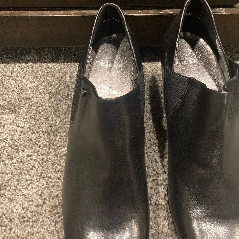 ARA Women's Obrien 45408 Slip-On - Size 10.5 - New